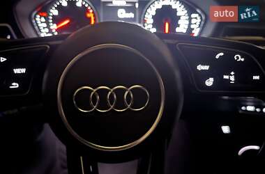 Универсал Audi A4 2017 в 