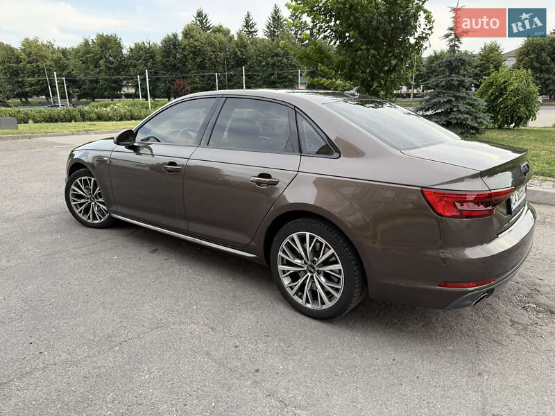 Седан Audi A4 2016 в Золотоноше