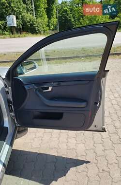 Универсал Audi A4 2002 в Бурштыне