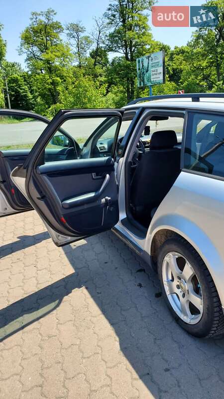 Універсал Audi A4 2002 в Бурштині
