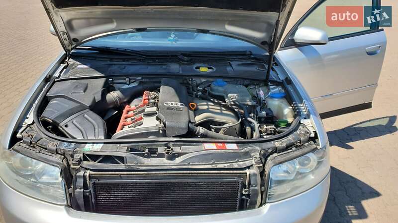 Універсал Audi A4 2002 в Бурштині