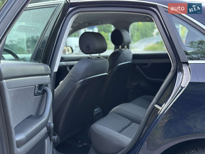 Седан Audi A4 2006 в Могилев-Подольске