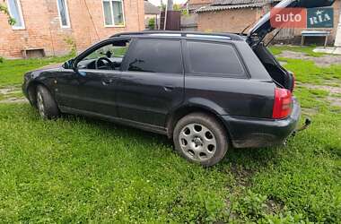 Універсал Audi A4 1997 в Миргороді