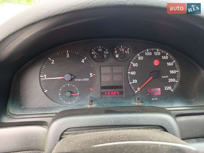 Універсал Audi A4 1997 в Миргороді