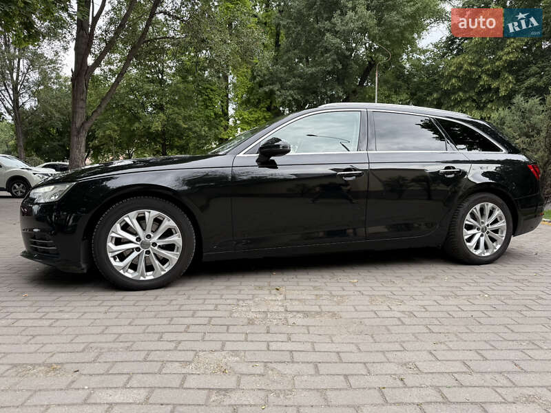 Универсал Audi A4 2016 в Днепре