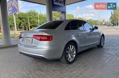 Седан Audi A4 2012 в 