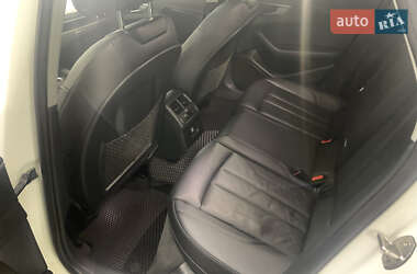 Седан Audi A4 2018 в 