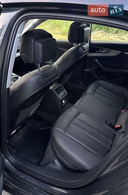 Седан Audi A4 2016 в 