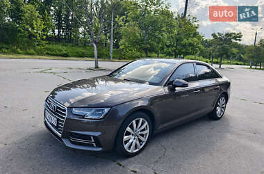 Audi A4 2017 Audi A4 2017