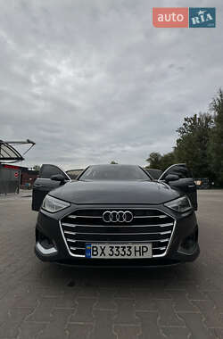 Седан Audi A4 2019 в 