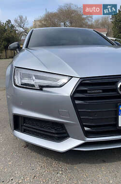Седан Audi A4 2017 в 
