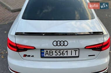 Седан Audi A4 2017 в 