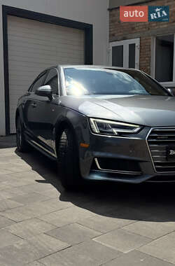 Седан Audi A4 2016 в 