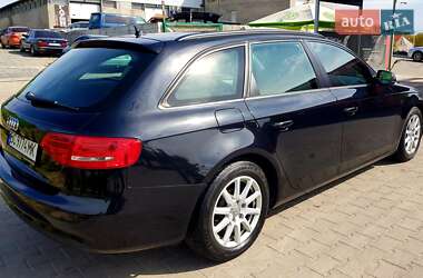 Универсал Audi A4 2012 в 