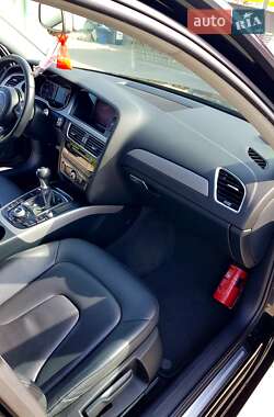 Универсал Audi A4 2012 в 