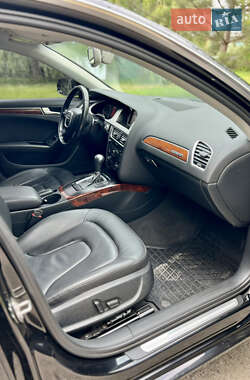 Седан Audi A4 2012 в 
