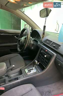 Седан Audi A4 2002 в 