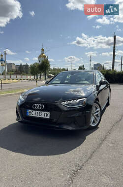 Седан Audi A4 2022 в Кривому Розі