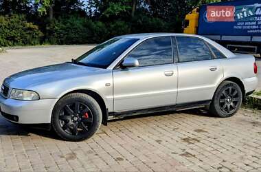 Седан Audi A4 1999 в 