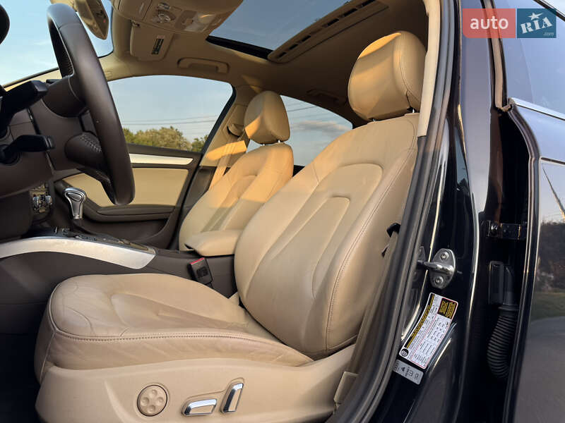 Седан Audi A4 2012 в Киеве