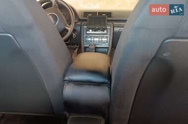 Седан Audi A4 2002 в 