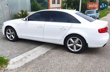 Седан Audi A4 2010 в 