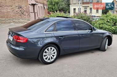 Седан Audi A4 2010 в 