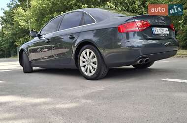 Седан Audi A4 2010 в 