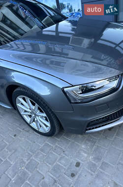 Седан Audi A4 2015 в 