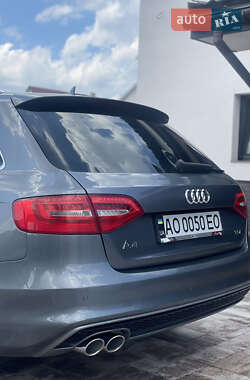 Универсал Audi A4 2015 в 