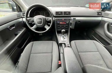 Седан Audi A4 2005 в 