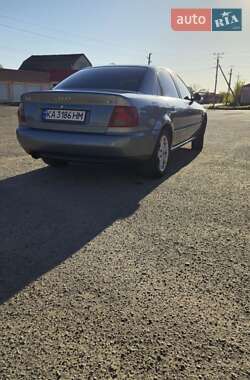 Седан Audi A4 1996 в Николаеве