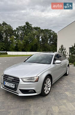 Седан Audi A4 2013 в 
