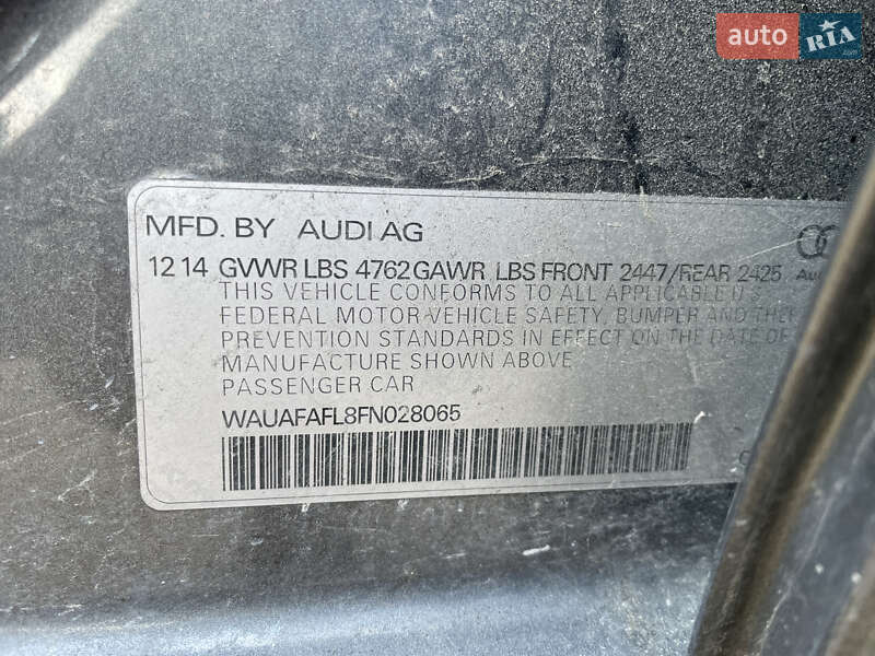 Седан Audi A4 2015 в Яворові