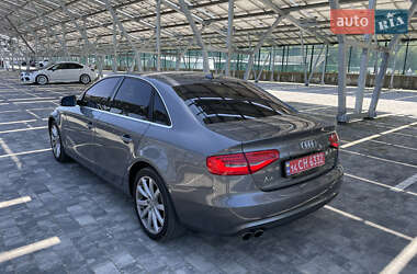 Седан Audi A4 2013 в 