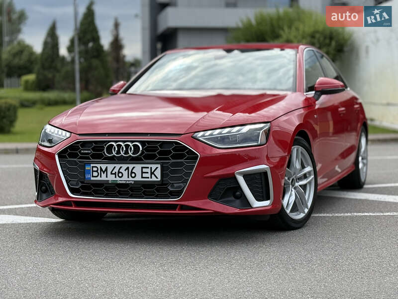 Седан Audi A4 2023 в 