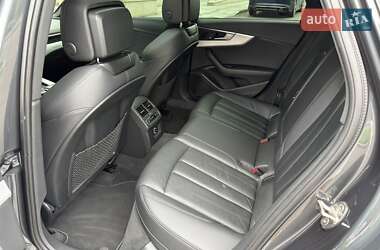 Седан Audi A4 2017 в 