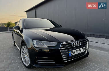 Седан Audi A4 2016 в 
