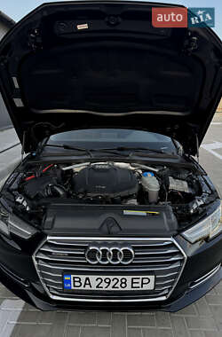 Седан Audi A4 2016 в 