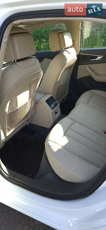 Седан Audi A4 2016 в Коростене