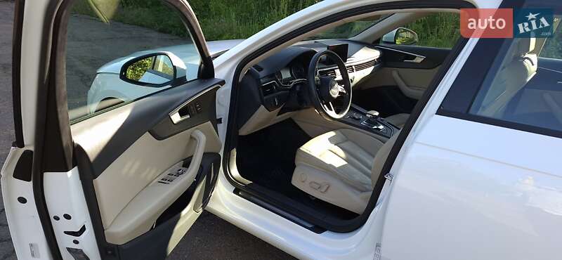 Седан Audi A4 2016 в Коростене