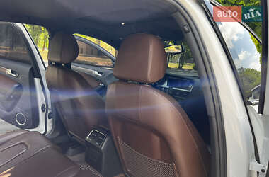 Седан Audi A4 2015 в 