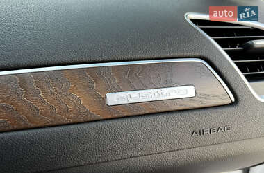 Седан Audi A4 2015 в 