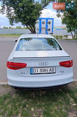 Седан Audi A4 2015 в 