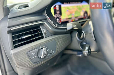 Седан Audi A4 2018 в 