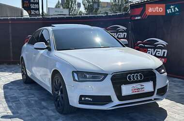 Седан Audi A4 2012 в Днепре