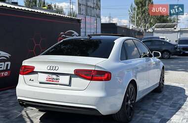 Седан Audi A4 2012 в 