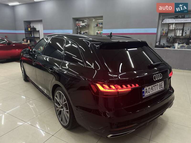 Универсал Audi A4 2021 в Ужгороде