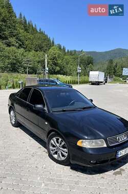 Седан Audi A4 2000 в 