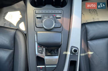 Седан Audi A4 2017 в 